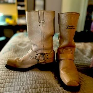 Harley Davidson motorcycle boots